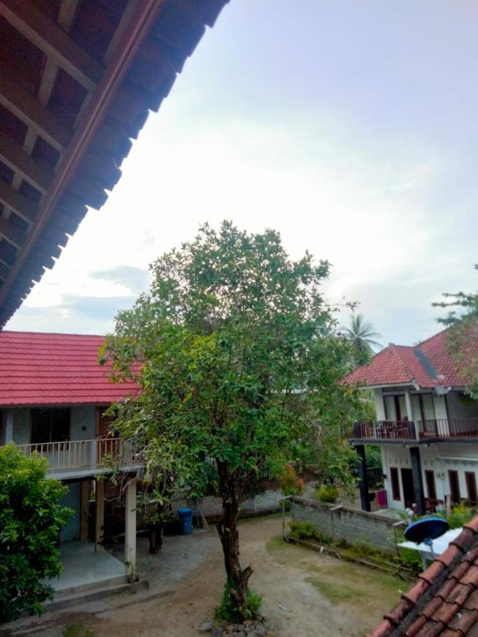 Lilypad Guest House Kuta  Exterior photo