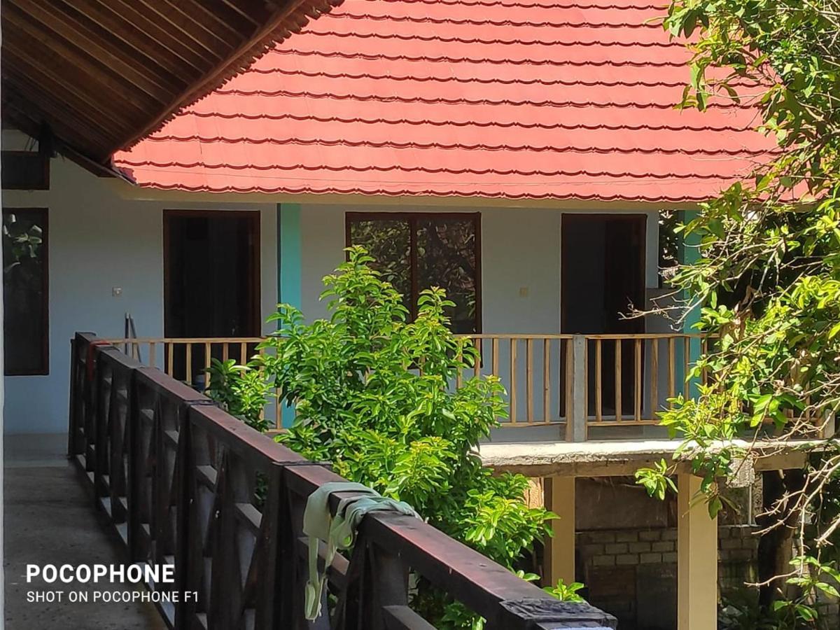 Lilypad Guest House Kuta  Exterior photo